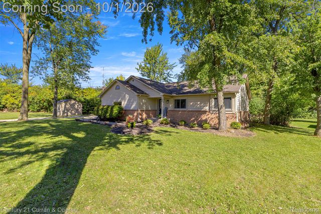 71 Michelson Road, Rochester Hills, MI 48307