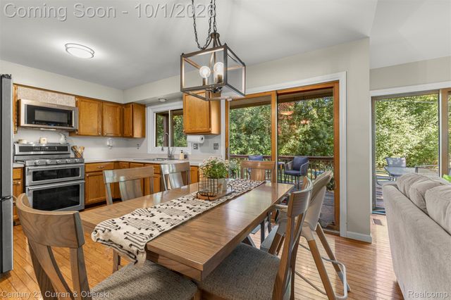 71 Michelson Road, Rochester Hills, MI 48307