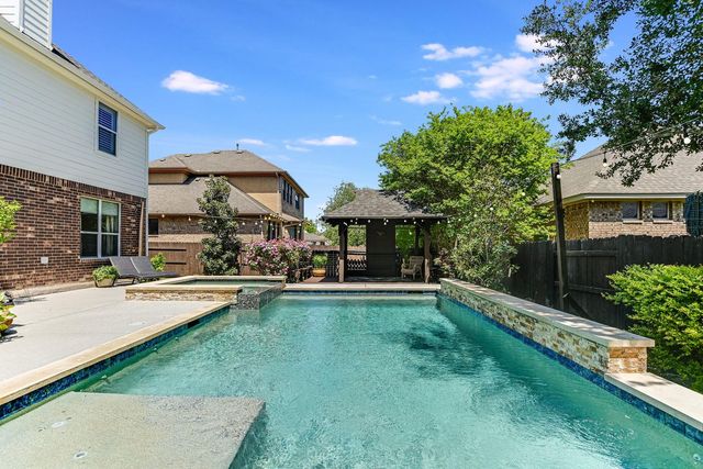 2417 Turtle Mountain BND, Austin, TX 78748
