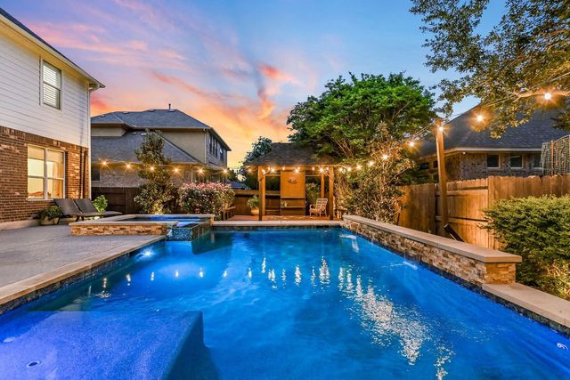 2417 Turtle Mountain BND, Austin, TX 78748