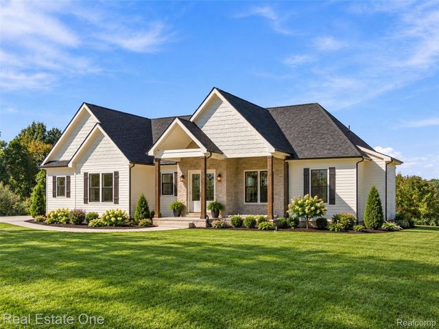 1818 Hidden Lake Trail, Brandon Charter Township, MI 48462