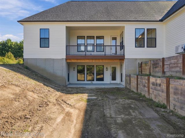 1818 Hidden Lake Trail, Brandon Charter Township, MI 48462