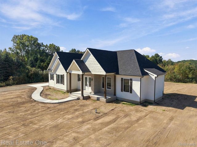 1818 Hidden Lake Trail, Brandon Charter Township, MI 48462