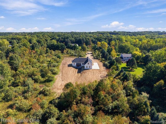 1818 Hidden Lake Trail, Brandon Charter Township, MI 48462