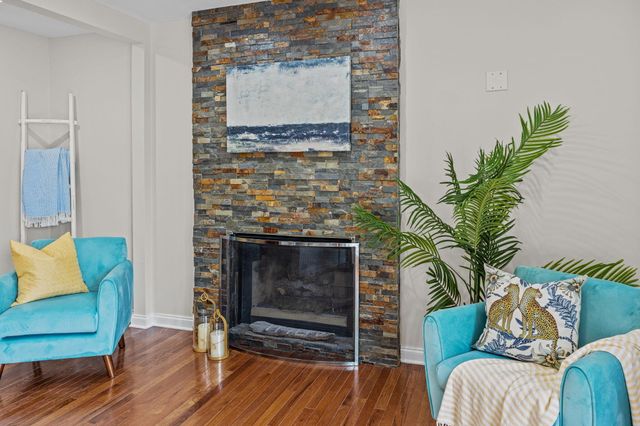 777 Lake Frances Drive, Charleston, SC 29412