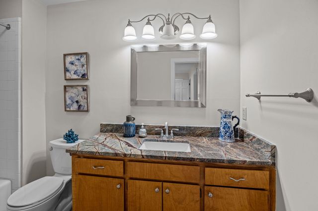 777 Lake Frances Drive, Charleston, SC 29412