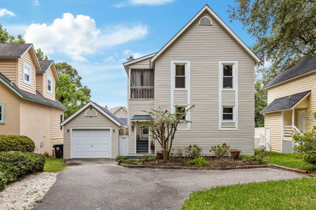 777 Lake Frances Drive, Charleston, SC 29412
