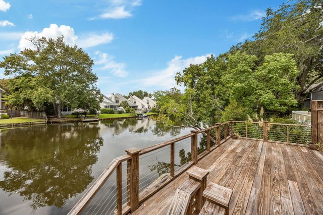777 Lake Frances Drive, Charleston, SC 29412