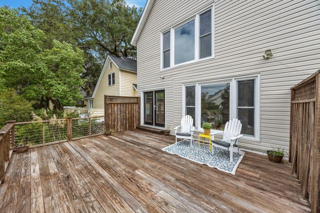 777 Lake Frances Drive, Charleston, SC 29412