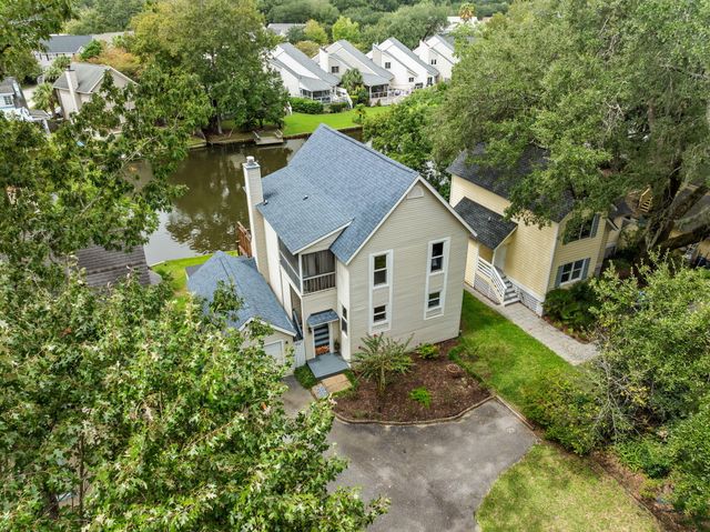 777 Lake Frances Drive, Charleston, SC 29412