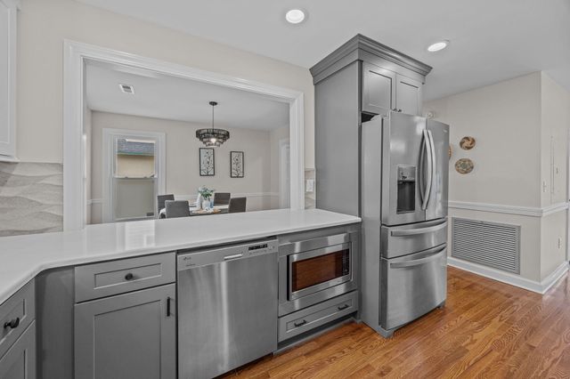 777 Lake Frances Drive, Charleston, SC 29412