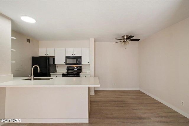 8055 E THOMAS Road A202, Scottsdale, AZ 85251