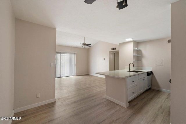 8055 E THOMAS Road A202, Scottsdale, AZ 85251