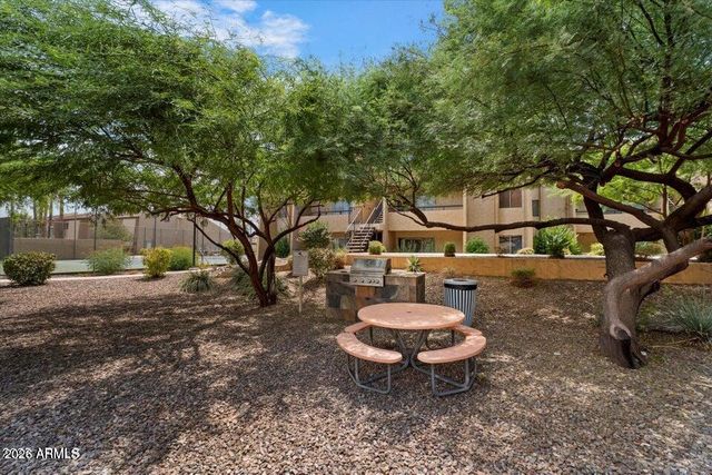 8055 E THOMAS Road A202, Scottsdale, AZ 85251