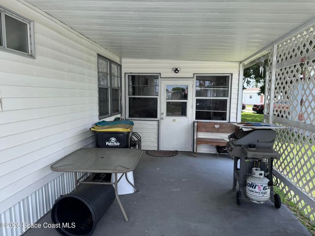1214 Dove Court NE, Palm Bay, FL 32907