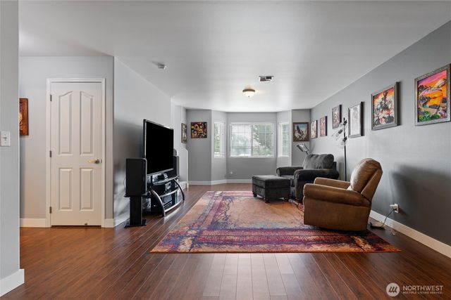 1032 Edgewater Lane, Moses Lake, WA 98837