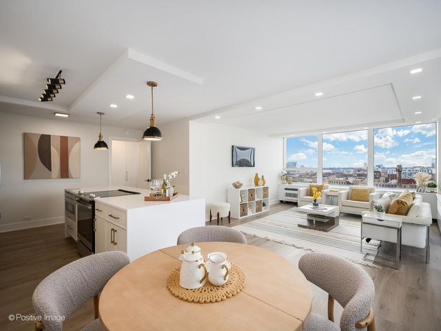 1360 N Sandburg Terrace 1212C, Chicago, IL 60610