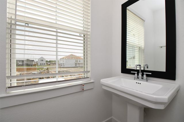 2209 Via Laura Lane, Houston, TX 77051