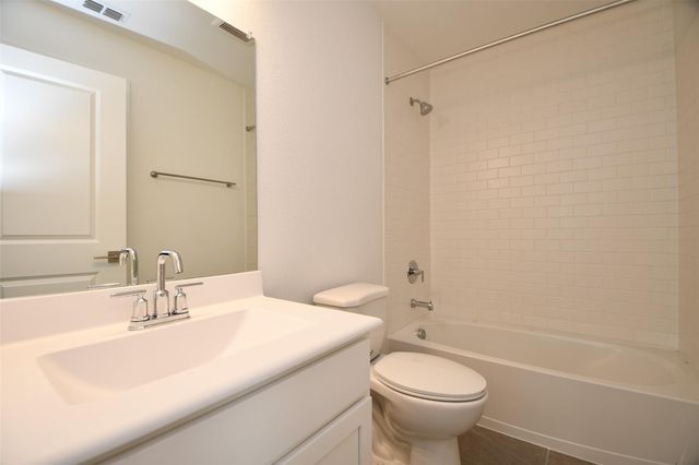 2209 Via Laura Lane, Houston, TX 77051