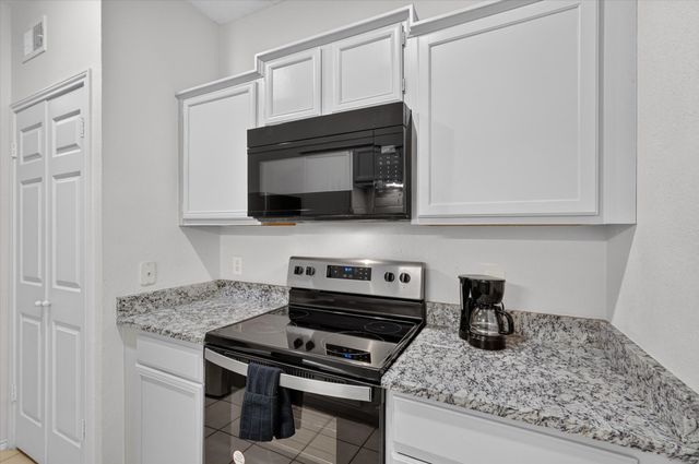 9254 Forest Lane 106, Dallas, TX 75243
