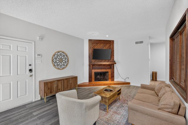 9254 Forest Lane 106, Dallas, TX 75243
