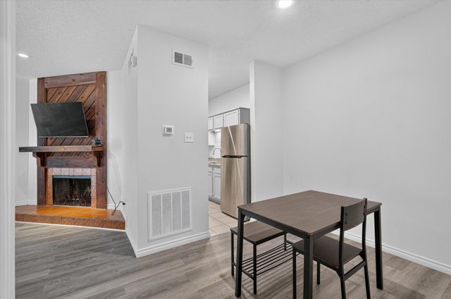 9254 Forest Lane 106, Dallas, TX 75243