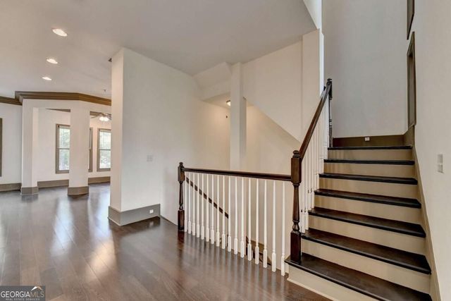 745 Fountainhead Lane NE 130, Atlanta, GA 30324