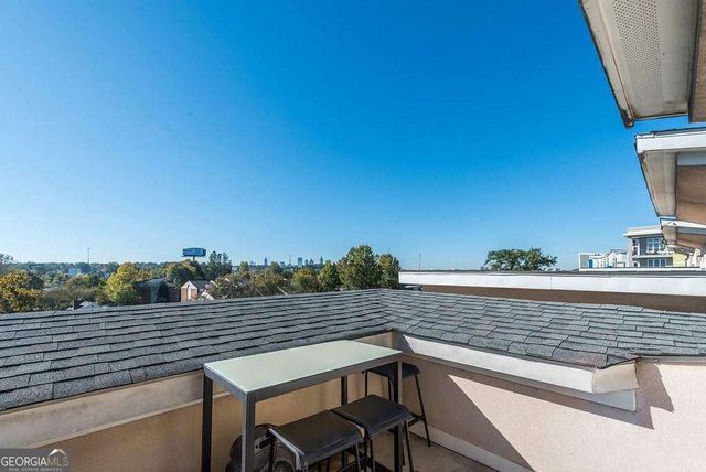 745 Fountainhead Lane NE 130, Atlanta, GA 30324