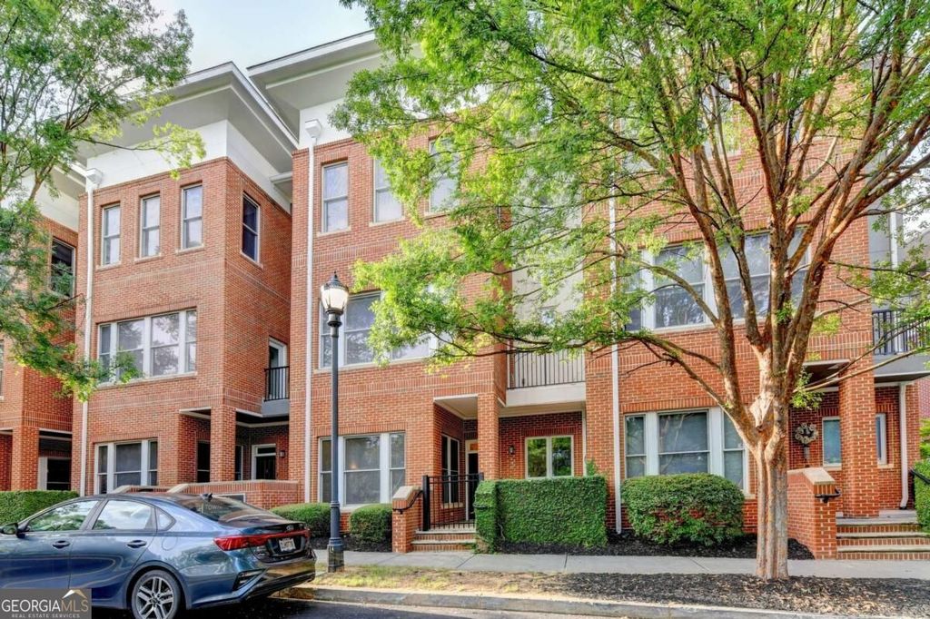 745 Fountainhead Lane NE 130, Atlanta, GA 30324
