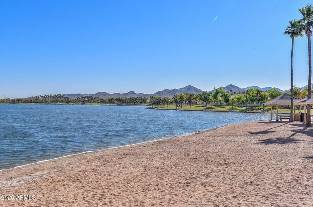 18454 W PORTER Drive 28, Goodyear, AZ 85338