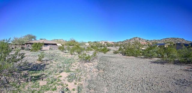 18454 W PORTER Drive 28, Goodyear, AZ 85338