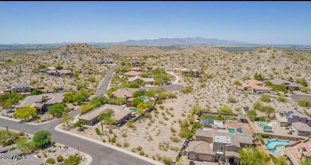 18454 W PORTER Drive 28, Goodyear, AZ 85338