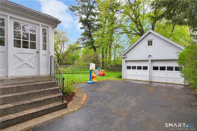 15 Tremont Avenue, Stamford, CT 06906