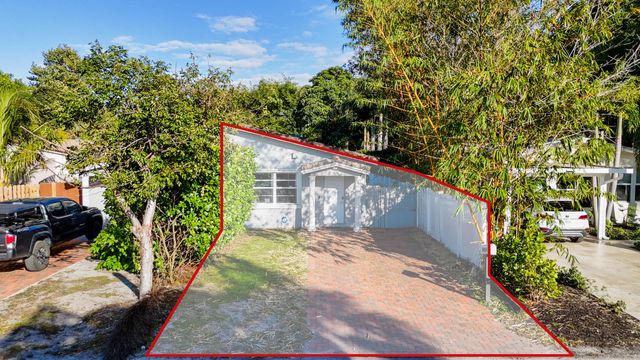 1404 NW 4th Ave Avenue, Fort Lauderdale, FL 33311