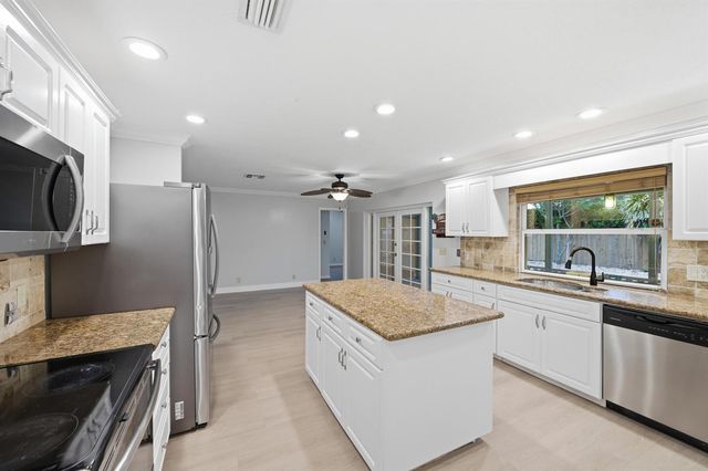 4430 Gardenia Drive, Palm Beach Gardens, FL 33410