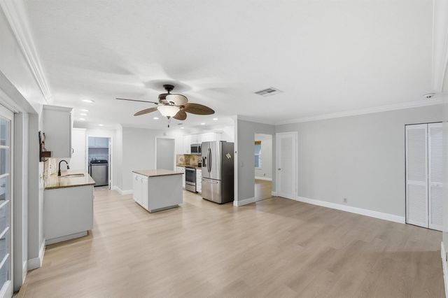 4430 Gardenia Drive, Palm Beach Gardens, FL 33410