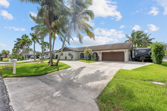 4430 Gardenia Drive, Palm Beach Gardens, FL 33410