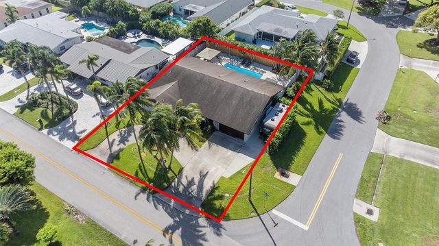 4430 Gardenia Drive, Palm Beach Gardens, FL 33410