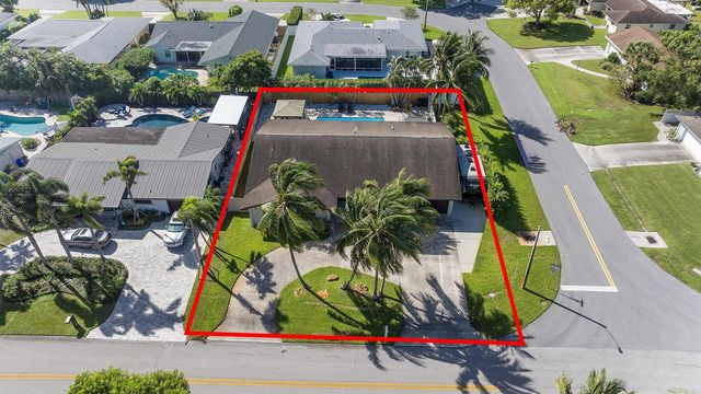 4430 Gardenia Drive, Palm Beach Gardens, FL 33410