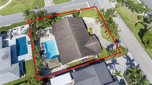 4430 Gardenia Drive, Palm Beach Gardens, FL 33410