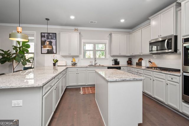 345 Darien Drive, Senoia, GA 30276