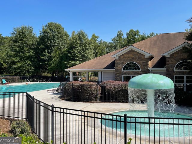 345 Darien Drive, Senoia, GA 30276