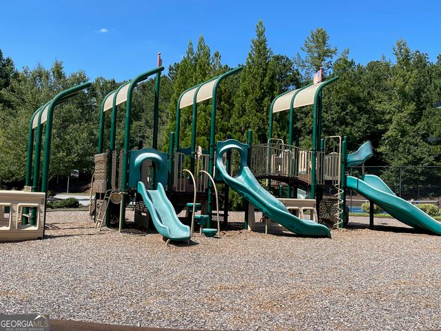 345 Darien Drive, Senoia, GA 30276