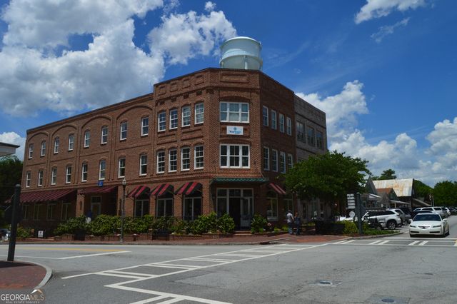 345 Darien Drive, Senoia, GA 30276