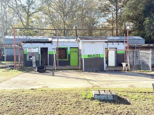 1455 W Lawrence Hwy, Slocomb, AL 36375