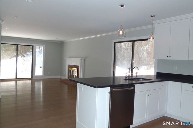 342 Heritage Village B, Southbury, CT 06488