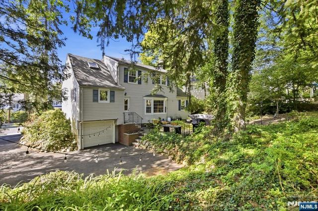 112 Fairview Avenue, West Orange, NJ 07052