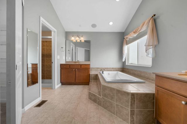 805 Buck Court, Erlanger, KY 41018