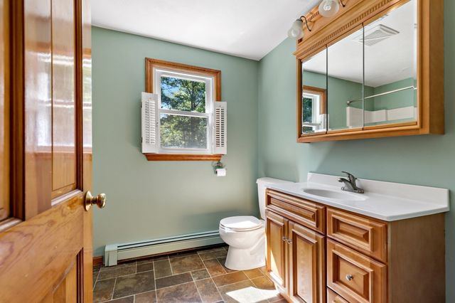 10 Brenrae Dr, Middleboro, MA 02346