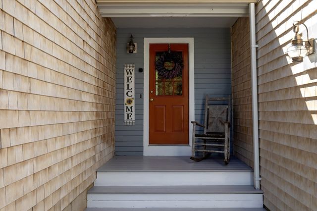 10 Brenrae Dr, Middleboro, MA 02346